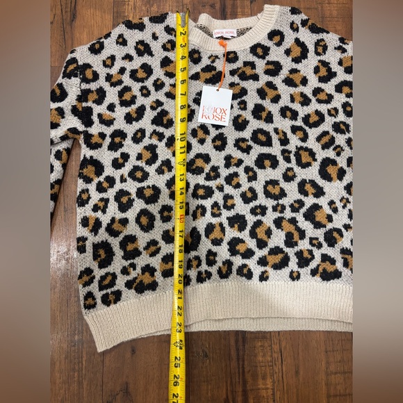 NWT Knox Rose Leopard Print Sweater, Tan, Women’s Medium - Picture 8 of 8